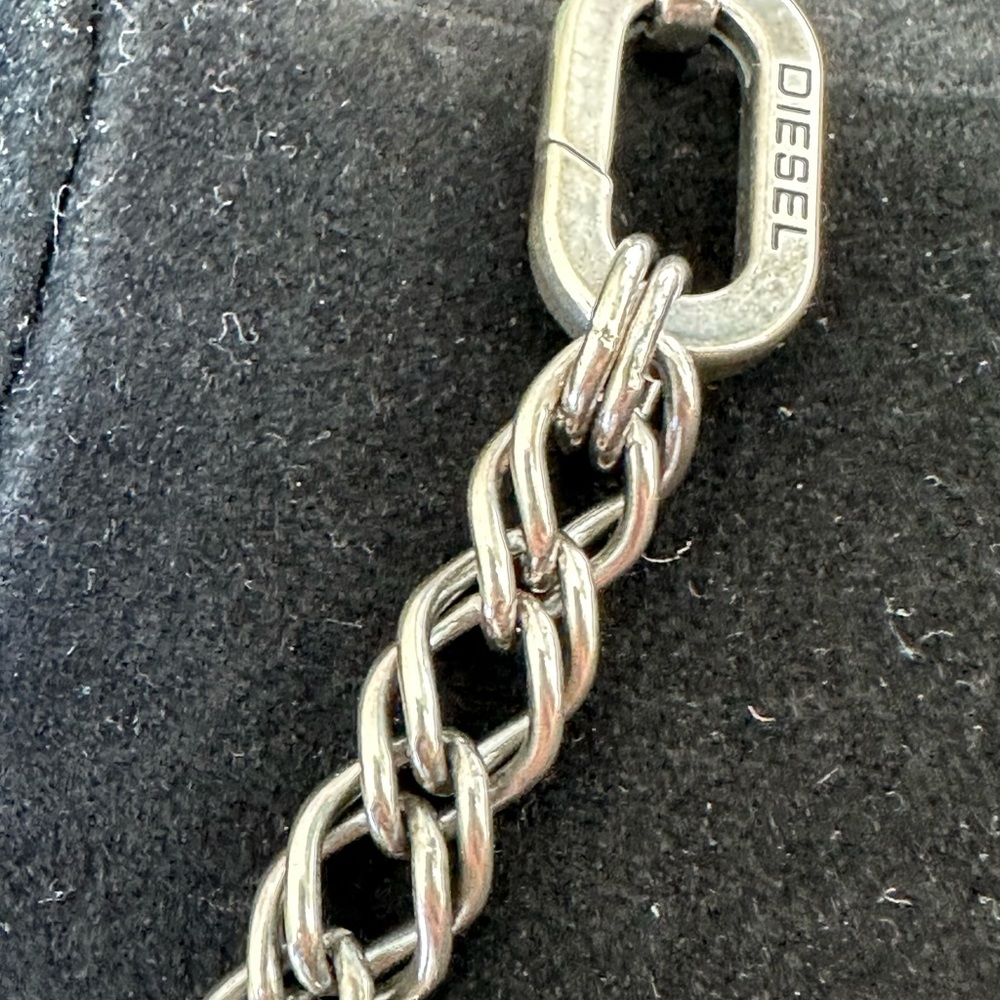 Diesel vintage sterling silver denim fastener charm necklace. - Picture 5 of 6